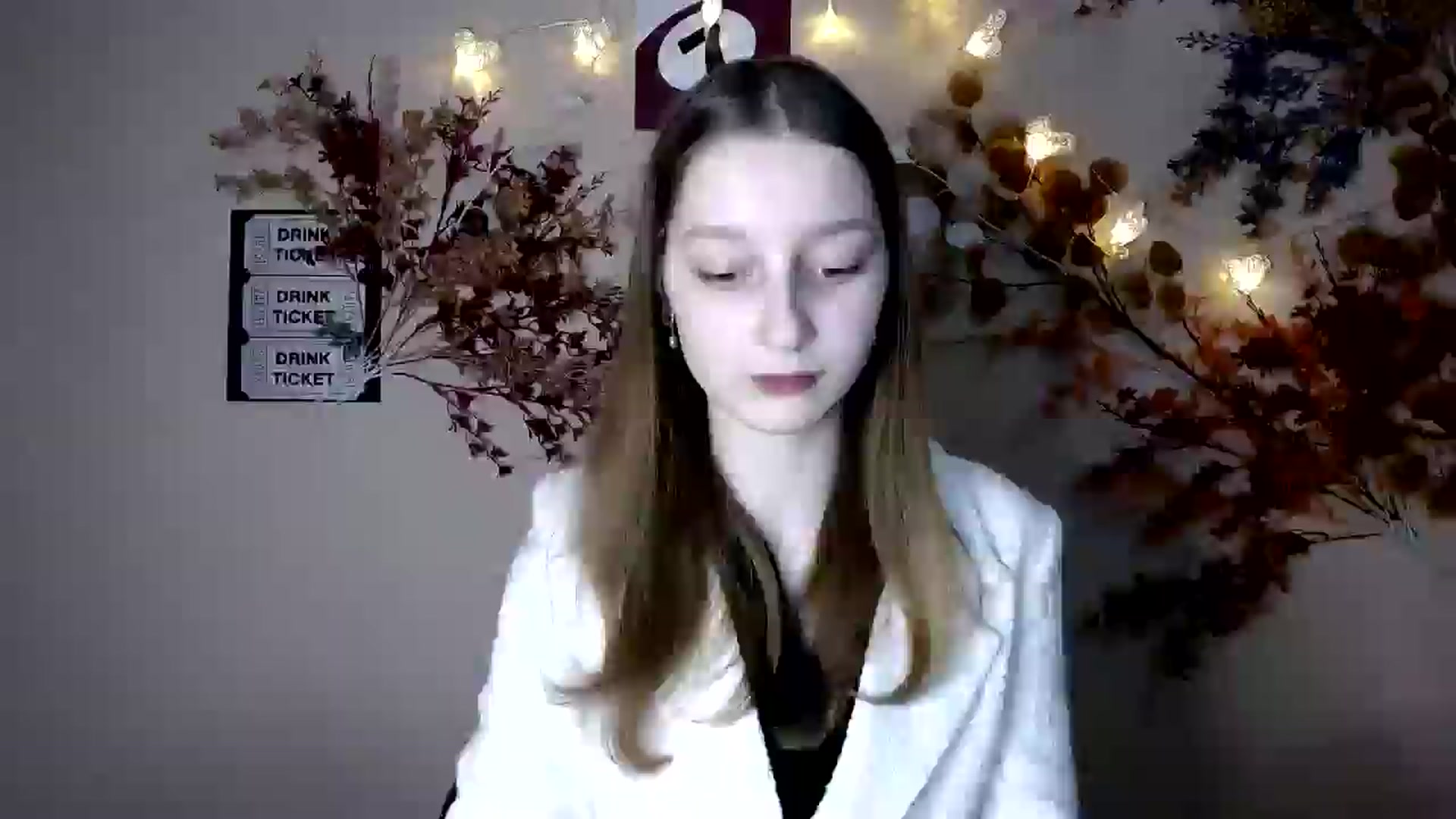 Gallery image thumbnail from Ms_Angel_'s myfreecams stream on, 12/05/2025, 17:29 image 16 of 20