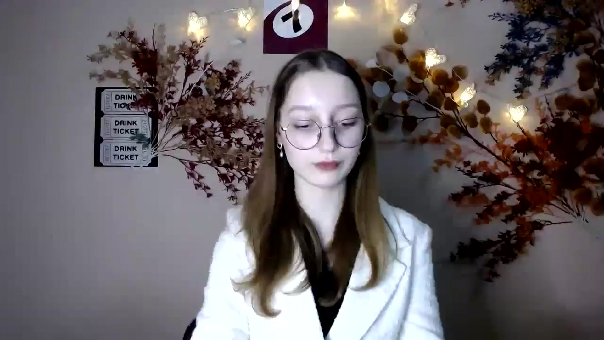 Gallery image thumbnail from Ms_Angel_'s myfreecams stream on, 12/05/2025, 17:29 image 15 of 20