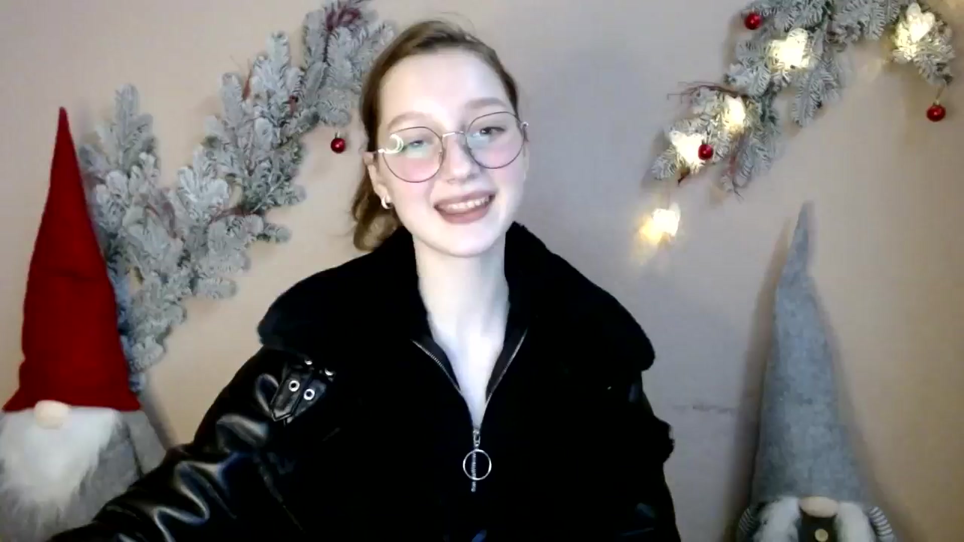 Gallery image thumbnail from Ms_Angel_'s myfreecams stream on, 12/08/2025, 17:36 image 8 of 20