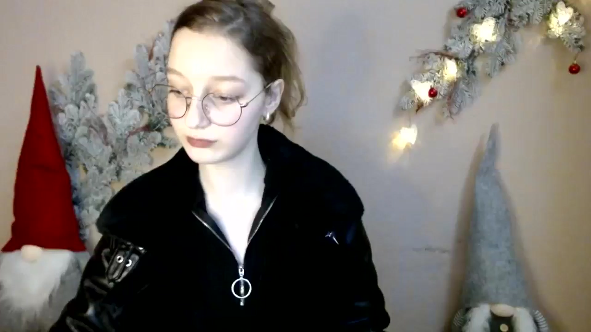 Gallery image thumbnail from Ms_Angel_'s myfreecams stream on, 12/08/2025, 17:36 image 15 of 20
