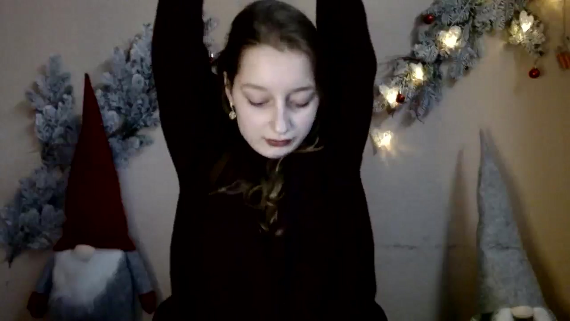 Gallery image thumbnail from Ms_Angel_'s myfreecams stream on, 12/14/2025, 18:13 image 14 of 20