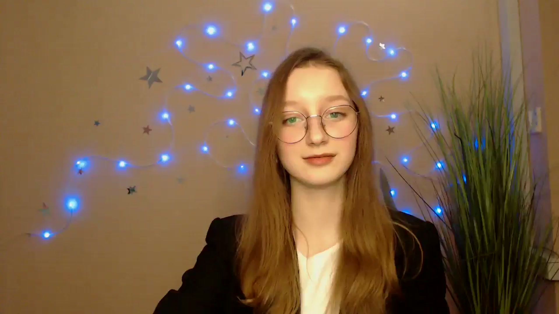 Gallery image thumbnail from Ms_Angel_'s myfreecams stream on, 12/15/2025, 15:25 image 10 of 20
