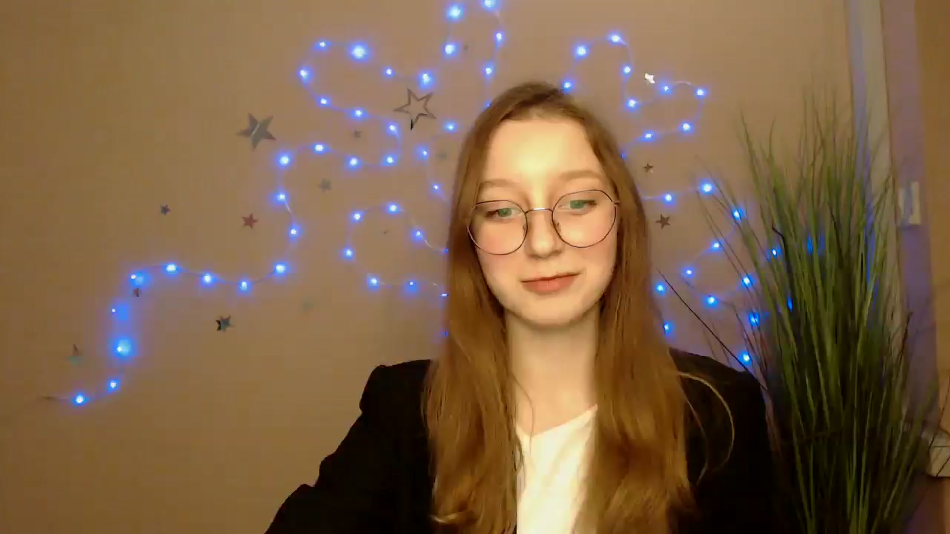 Gallery image thumbnail from Ms_Angel_'s myfreecams stream on, 12/15/2025, 15:25 image 9 of 20