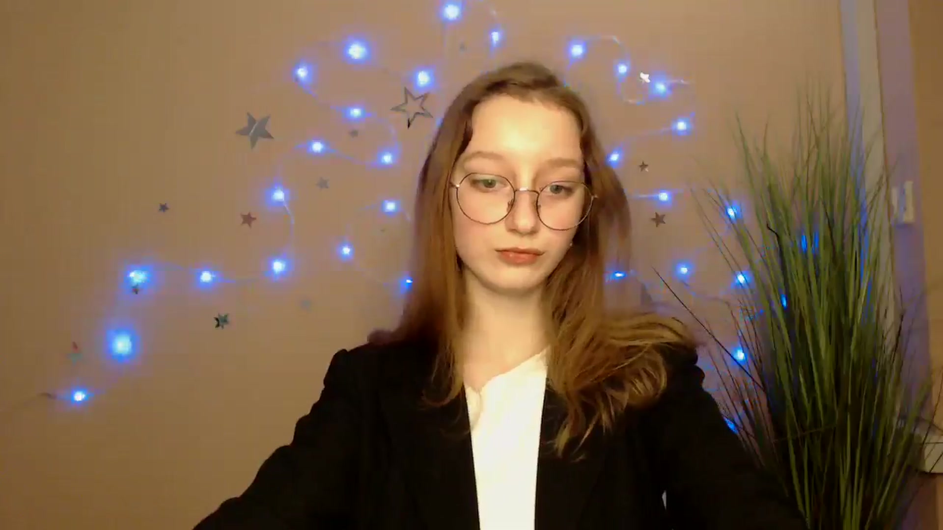 Gallery image thumbnail from Ms_Angel_'s myfreecams stream on, 12/15/2025, 15:25 image 15 of 20