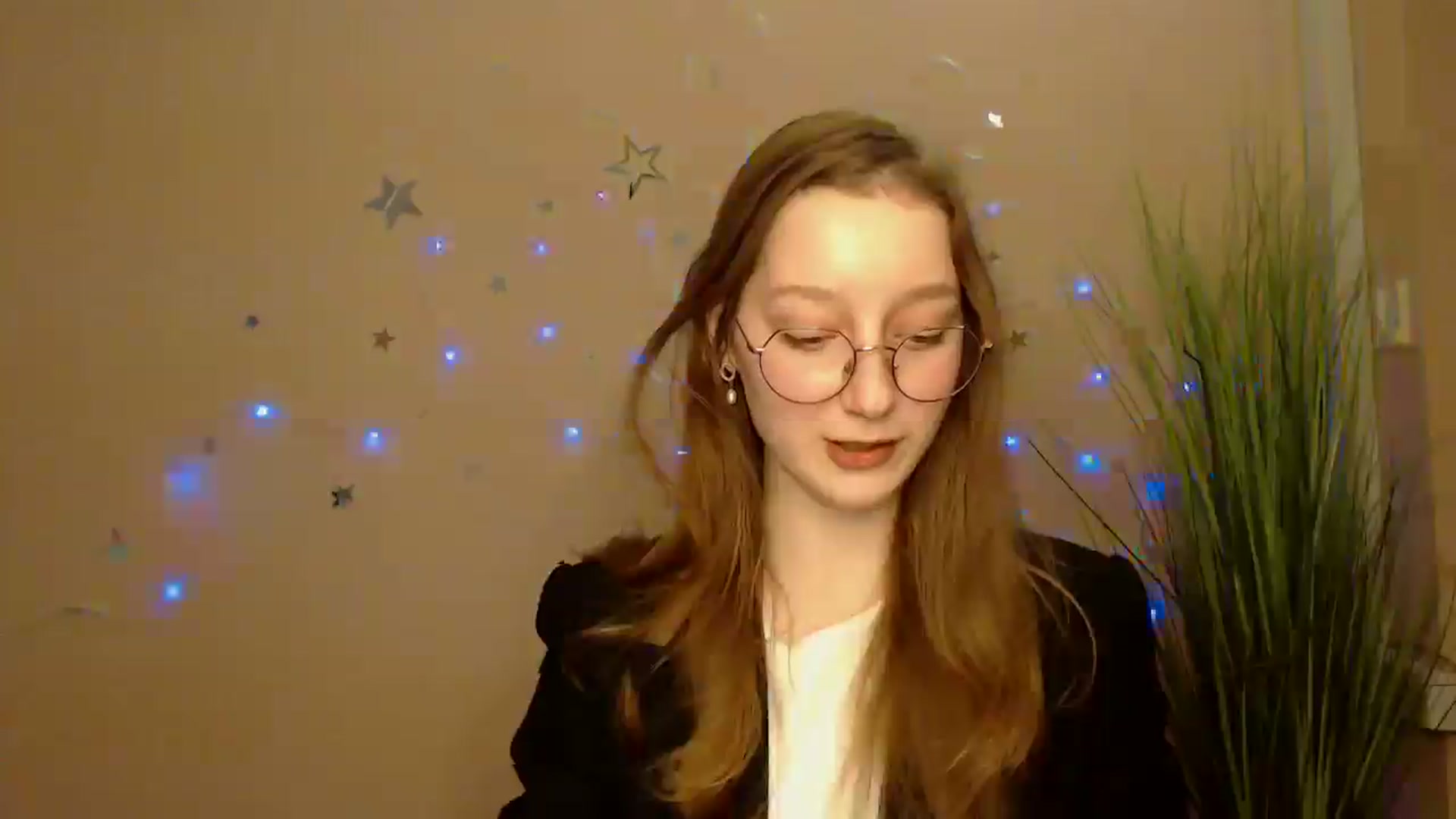 Gallery image thumbnail from Ms_Angel_'s myfreecams stream on, 12/15/2025, 15:25 image 13 of 20