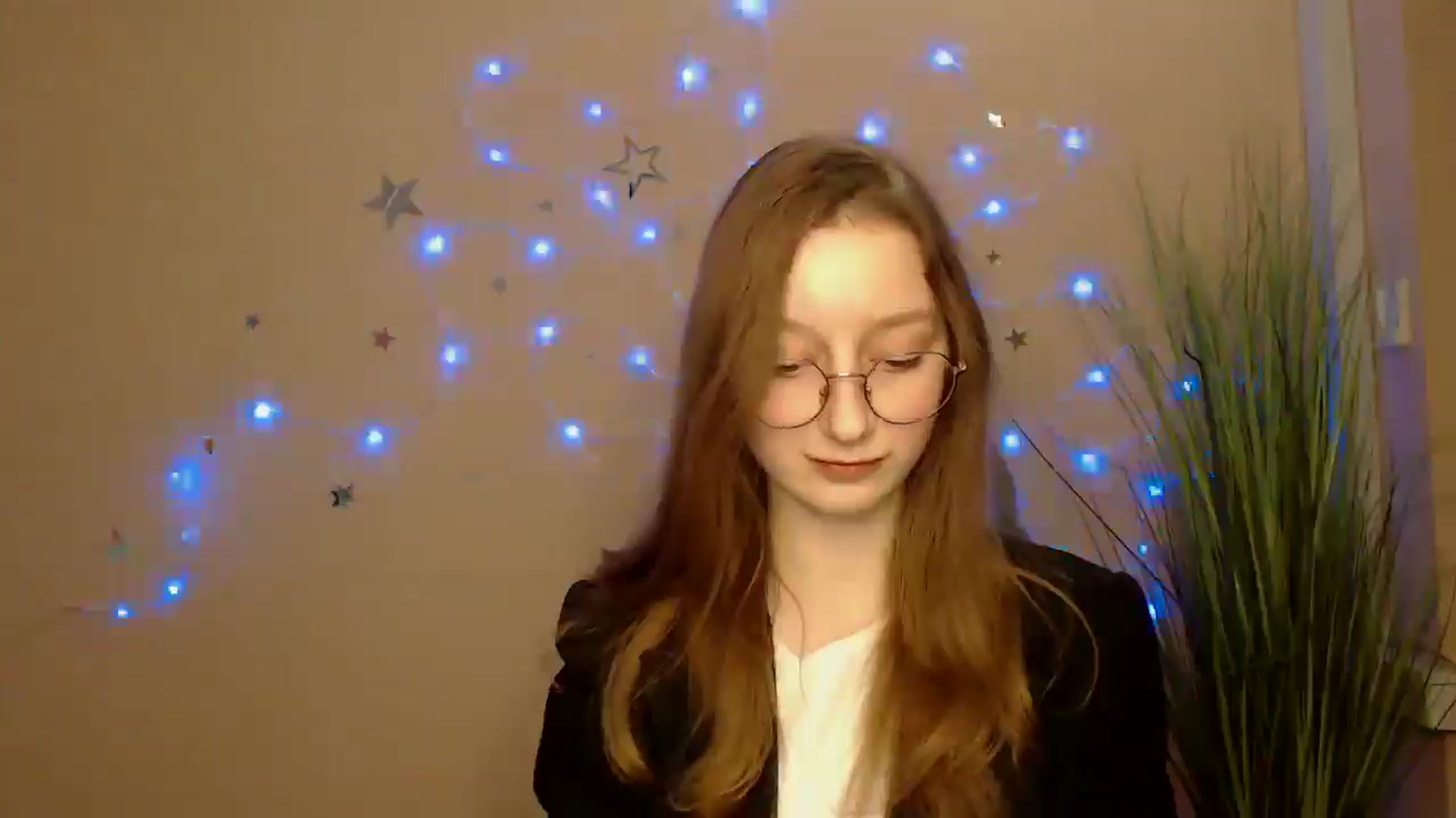 Gallery image thumbnail from Ms_Angel_'s myfreecams stream on, 12/15/2025, 15:25 image 11 of 20
