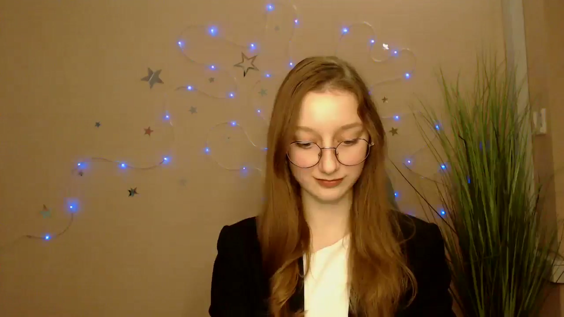 Gallery image thumbnail from Ms_Angel_'s myfreecams stream on, 12/15/2025, 15:25 image 3 of 20