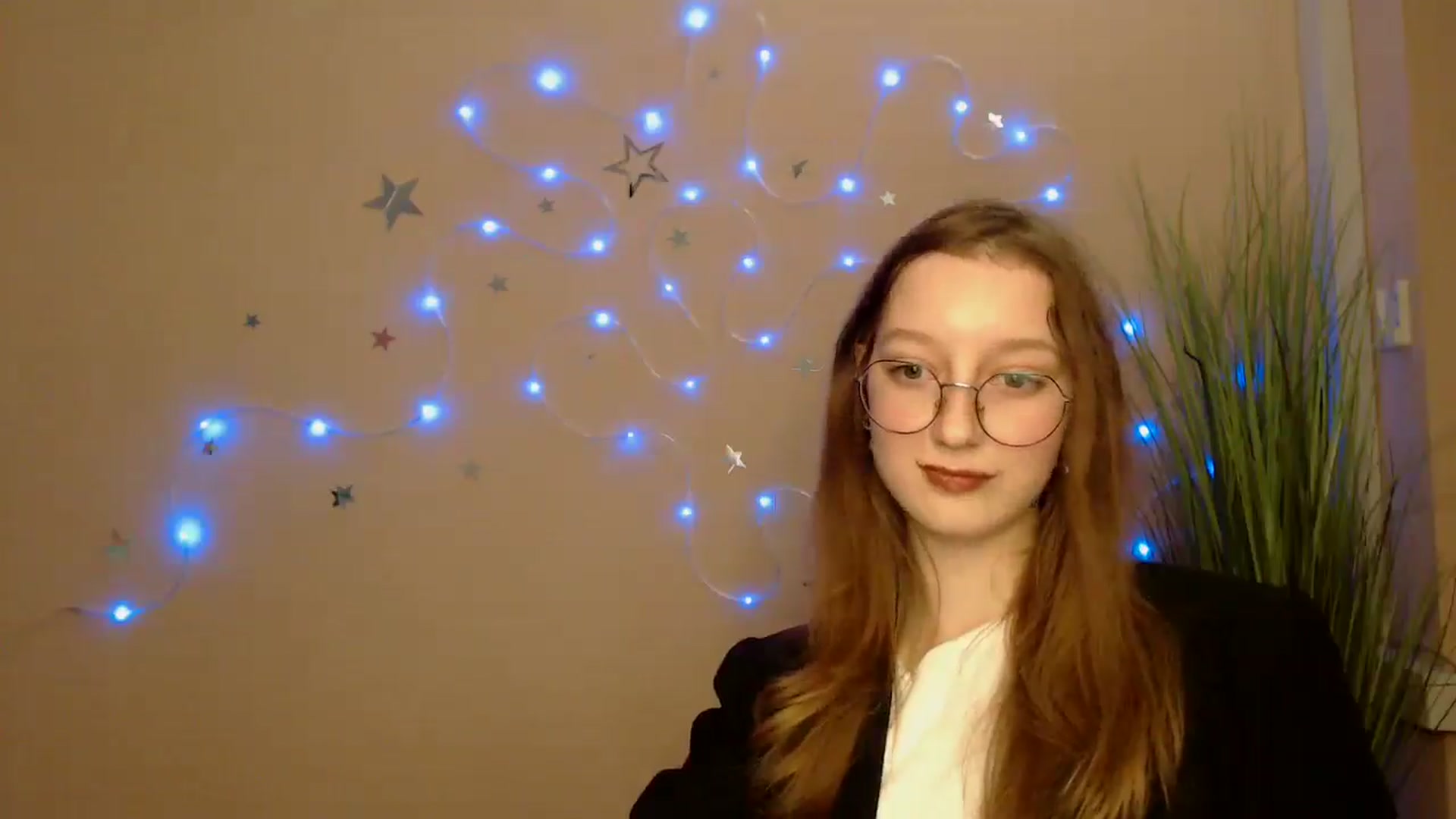 Gallery image thumbnail from Ms_Angel_'s myfreecams stream on, 12/15/2025, 16:19 image 4 of 20