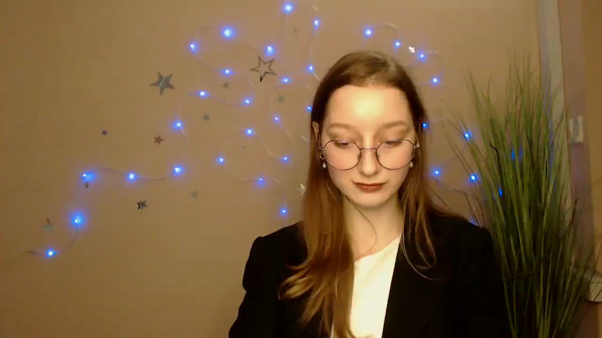 Gallery image thumbnail from Ms_Angel_'s myfreecams stream on, 12/15/2025, 16:19 image 9 of 20