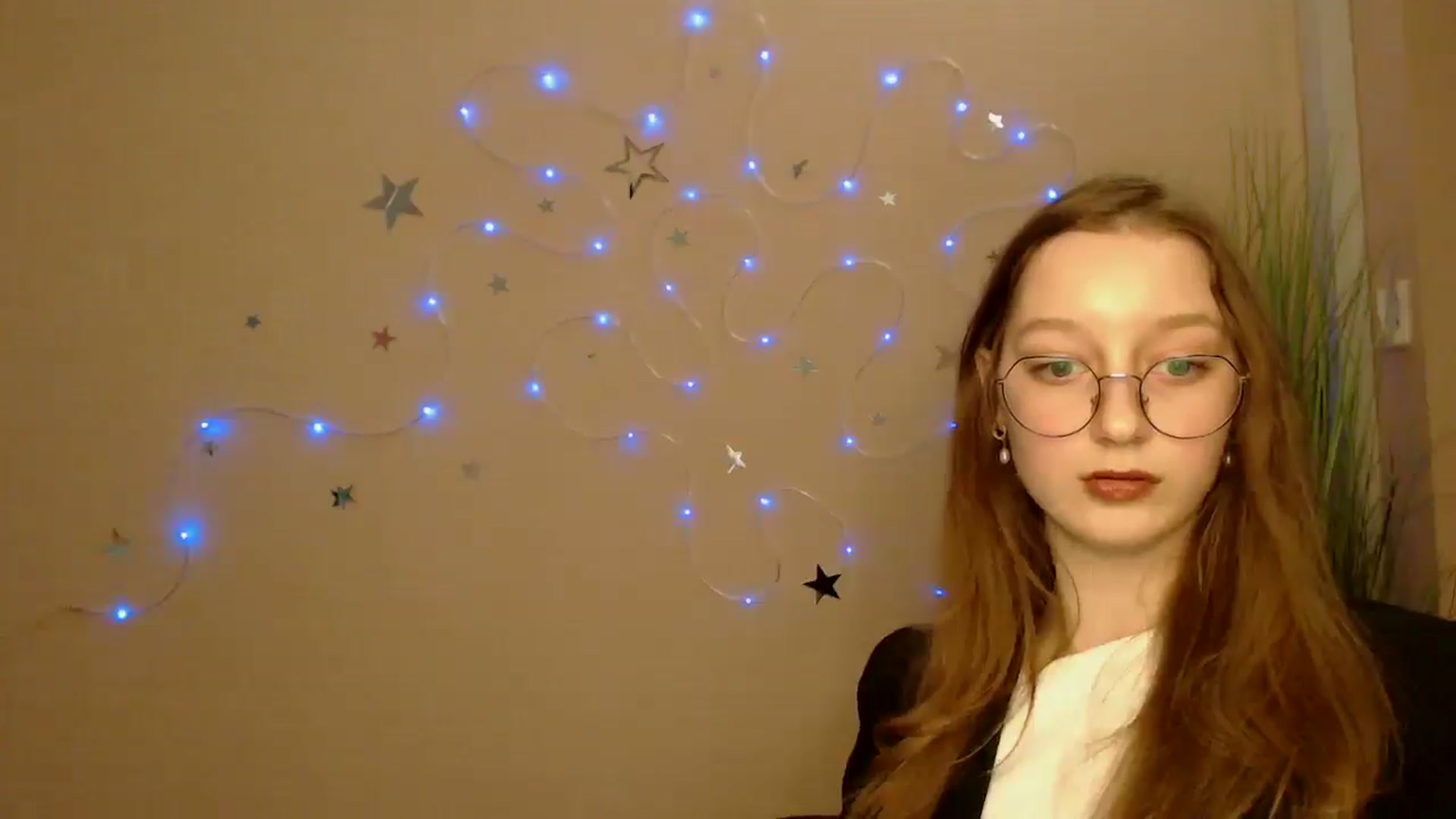 Gallery image thumbnail from Ms_Angel_'s myfreecams stream on, 12/15/2025, 16:19 image 2 of 20