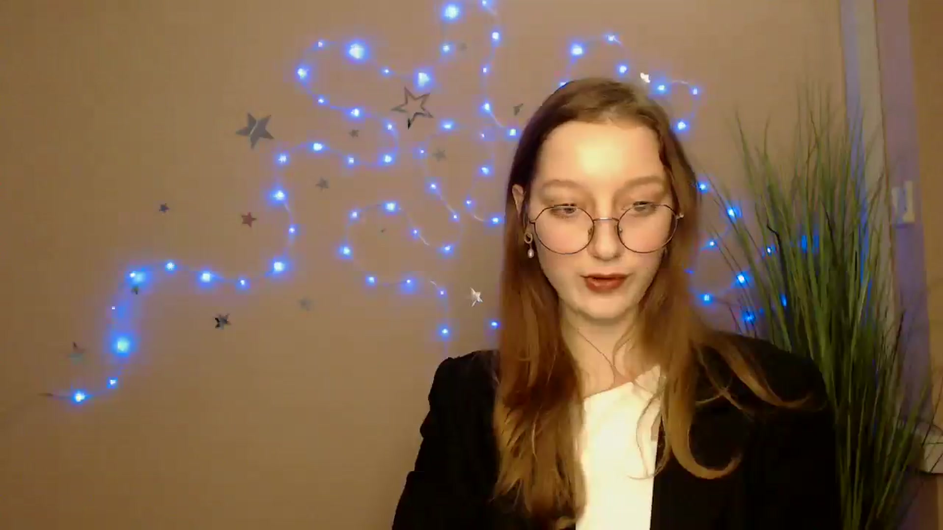Gallery image thumbnail from Ms_Angel_'s myfreecams stream on, 12/15/2025, 16:19 image 10 of 20