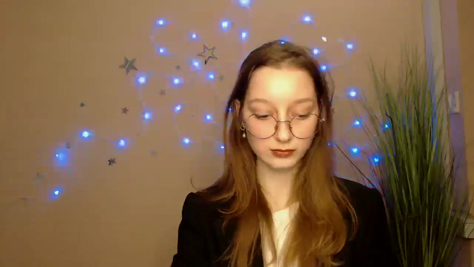 Gallery image thumbnail from Ms_Angel_'s myfreecams stream on, 12/15/2025, 16:19 image 20 of 20