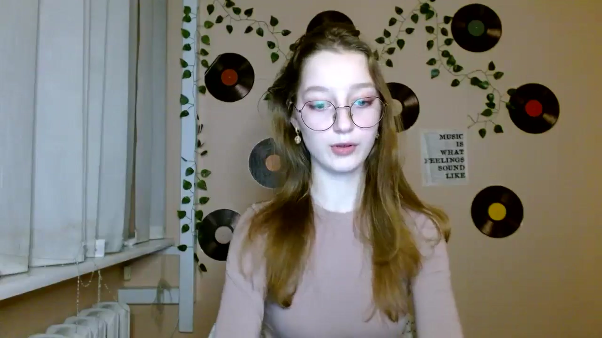 Gallery image thumbnail from Ms_Angel_'s myfreecams stream on, 12/16/2025, 19:28 image 3 of 20