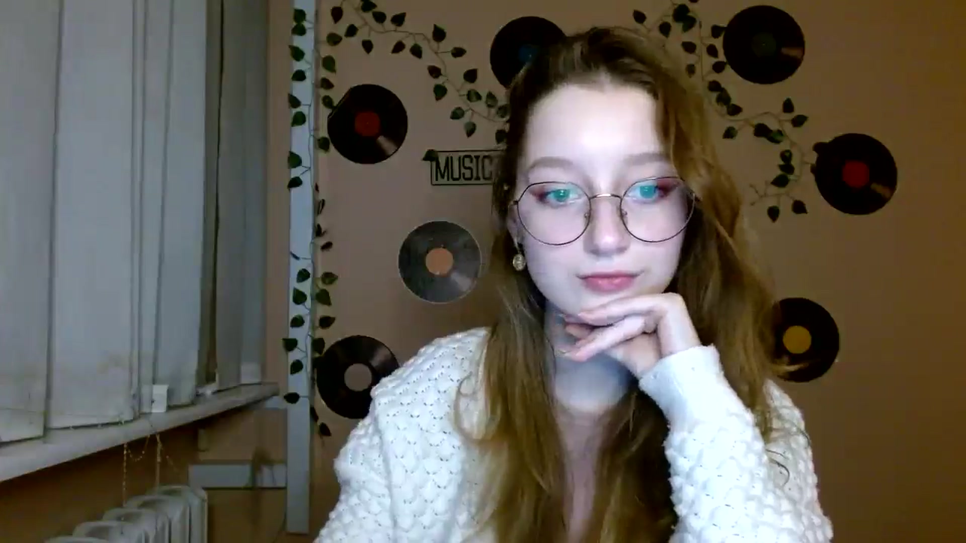Gallery image thumbnail from Ms_Angel_'s myfreecams stream on, 12/16/2025, 19:28 image 2 of 20