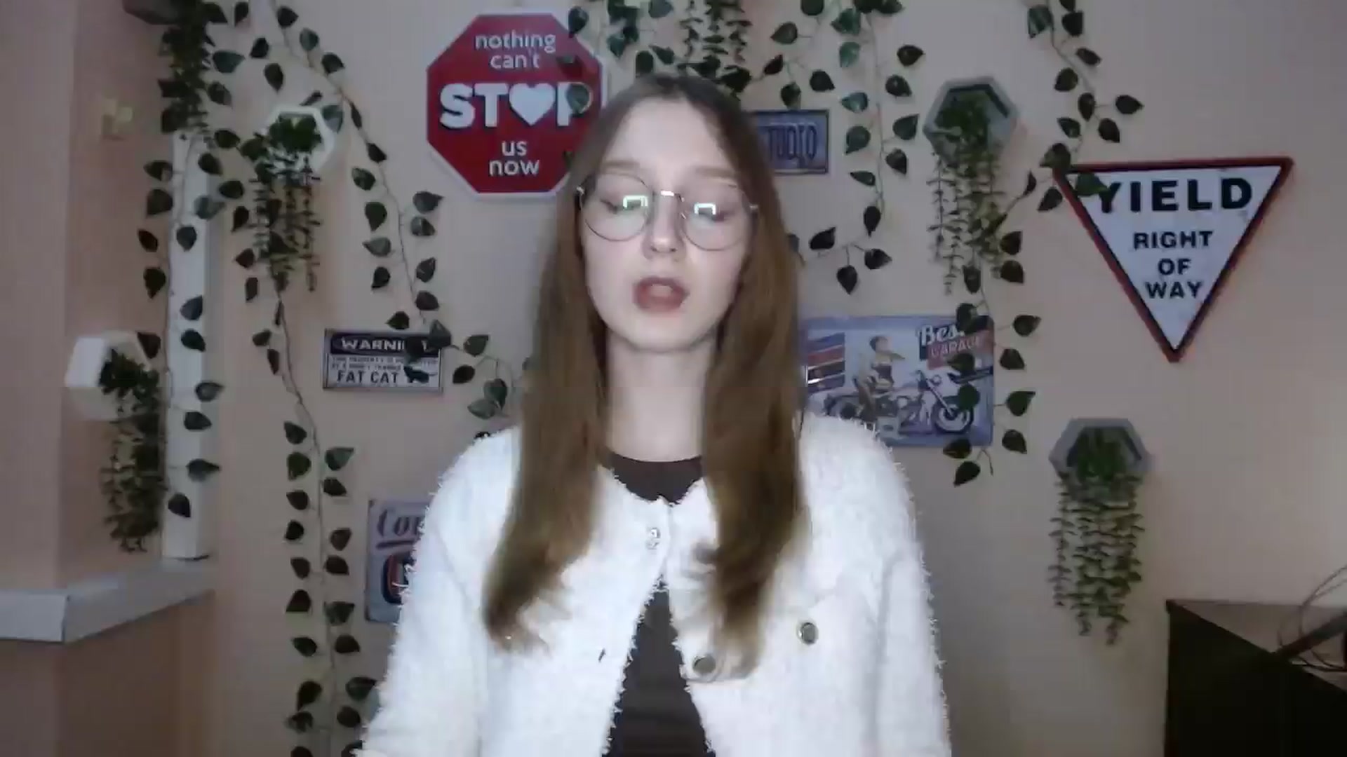 Gallery image thumbnail from Ms_Angel_'s myfreecams stream on, 12/22/2025, 15:23 image 1 of 20