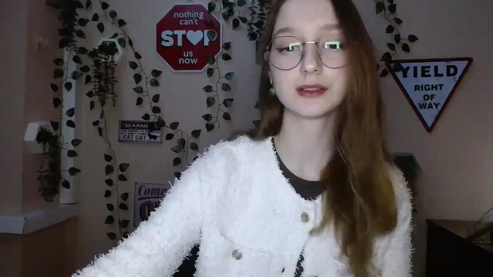 Gallery image thumbnail from Ms_Angel_'s myfreecams stream on, 12/22/2025, 15:23 image 6 of 20