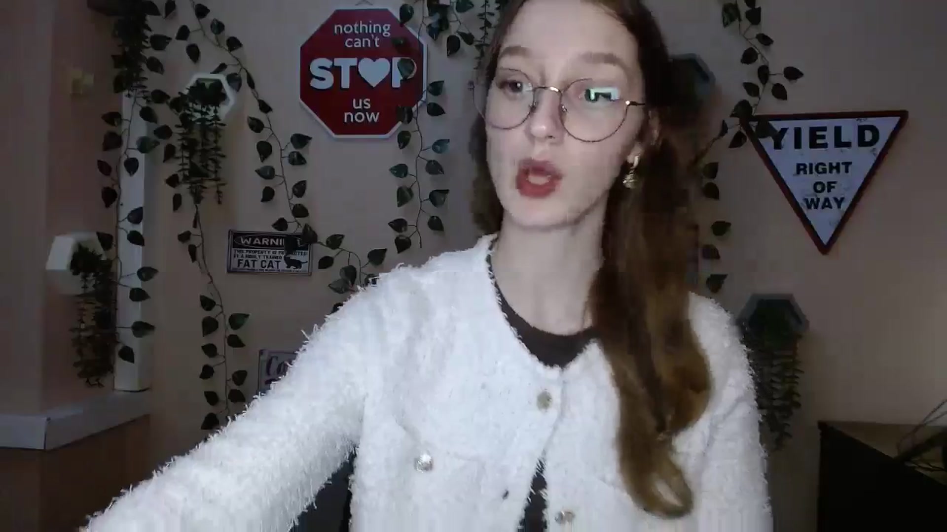 Gallery image thumbnail from Ms_Angel_'s myfreecams stream on, 12/22/2025, 15:23 image 8 of 20