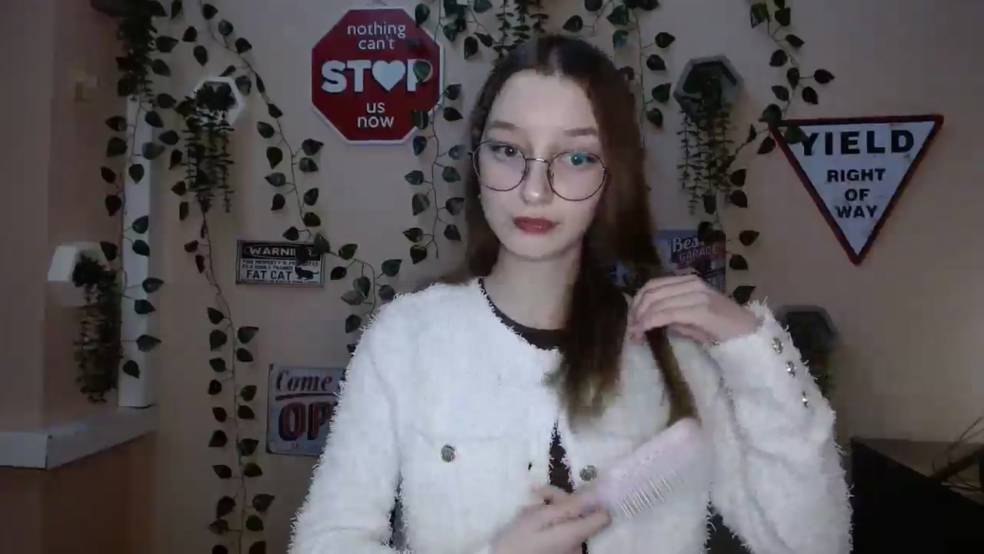 Gallery image thumbnail from Ms_Angel_'s myfreecams stream on, 12/22/2025, 15:23 image 7 of 20