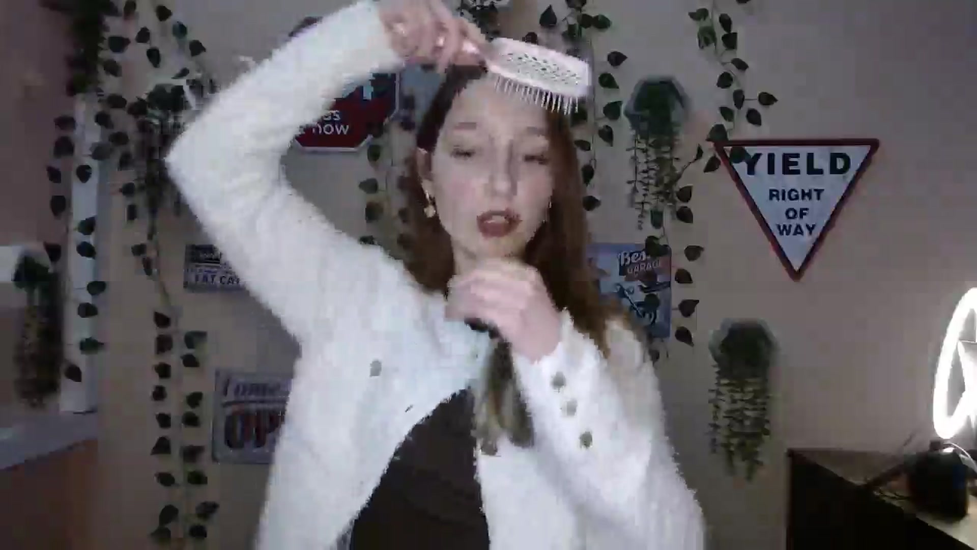 Gallery image thumbnail from Ms_Angel_'s myfreecams stream on, 12/22/2025, 17:31 image 5 of 20