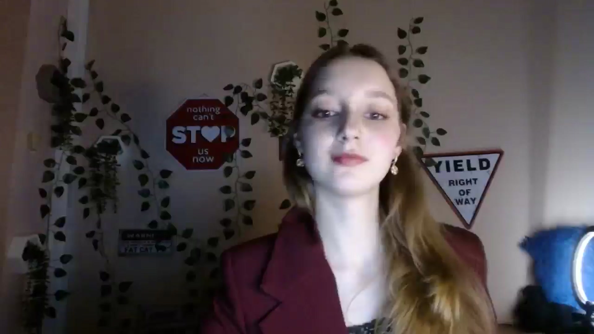 Gallery image thumbnail from Ms_Angel_'s myfreecams stream on, 12/23/2025, 19:02 image 17 of 20