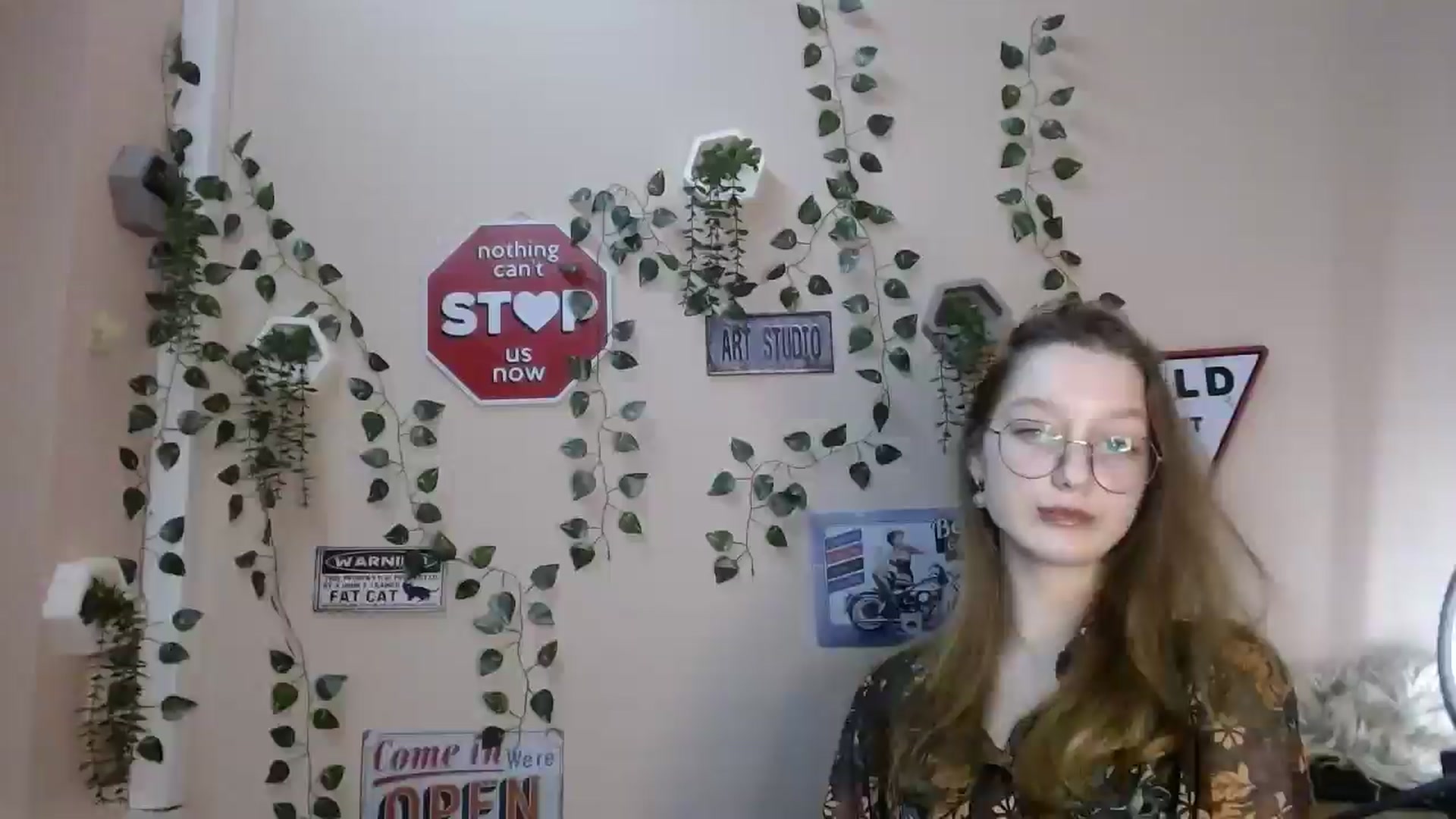 Gallery image thumbnail from Ms_Angel_'s myfreecams stream on, 12/24/2025, 16:59 image 12 of 20