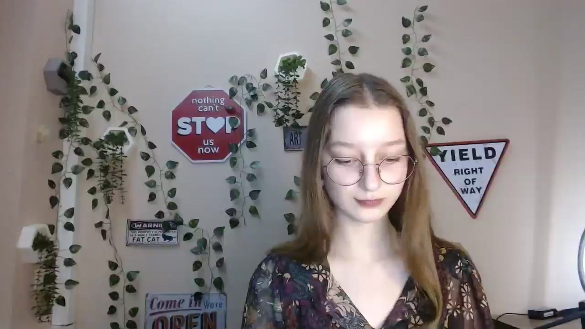 Gallery image thumbnail from Ms_Angel_'s myfreecams stream on, 12/24/2025, 16:59 image 4 of 20