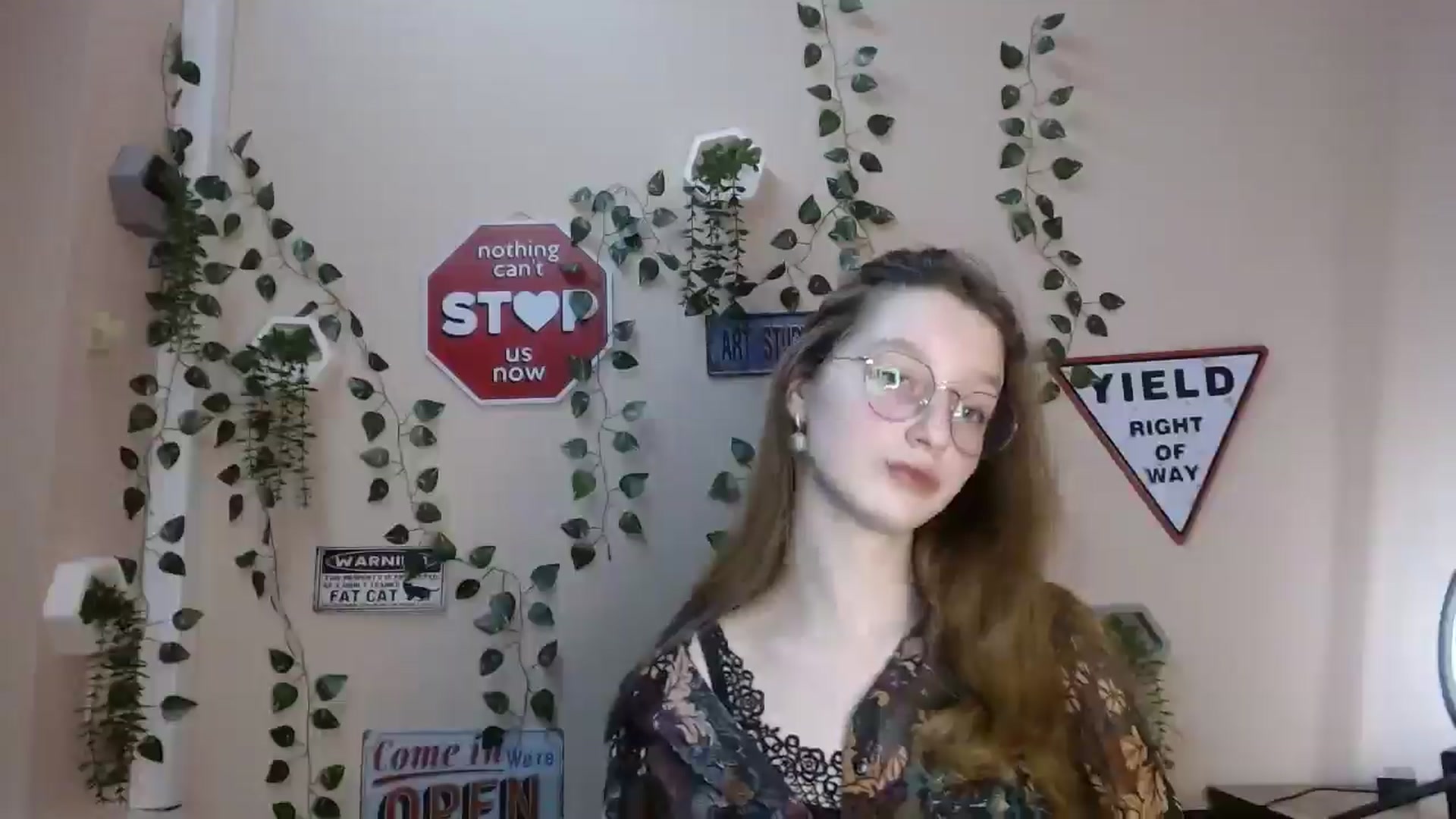 Gallery image thumbnail from Ms_Angel_'s myfreecams stream on, 12/24/2025, 17:22 image 2 of 20