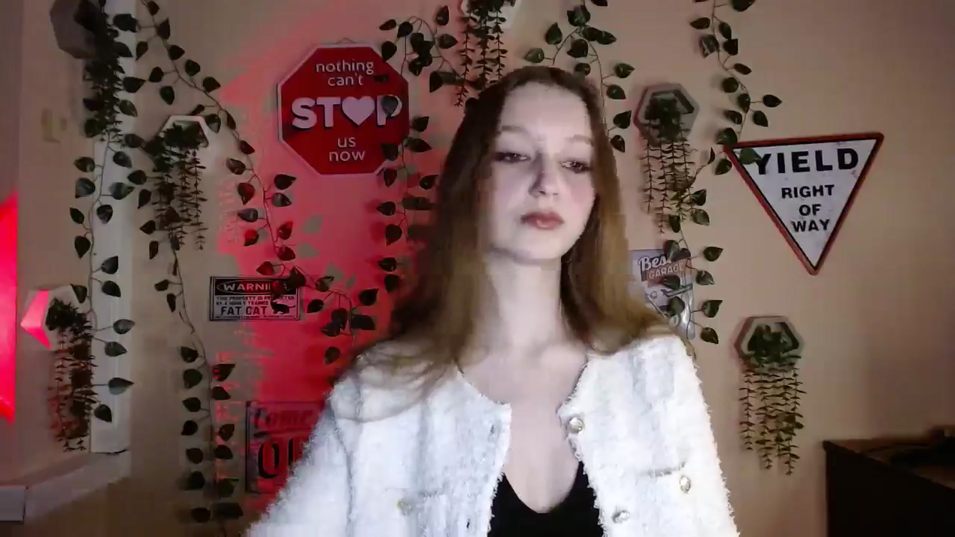 Gallery image thumbnail from Ms_Angel_'s myfreecams stream on, 12/25/2025, 18:56 image 3 of 20