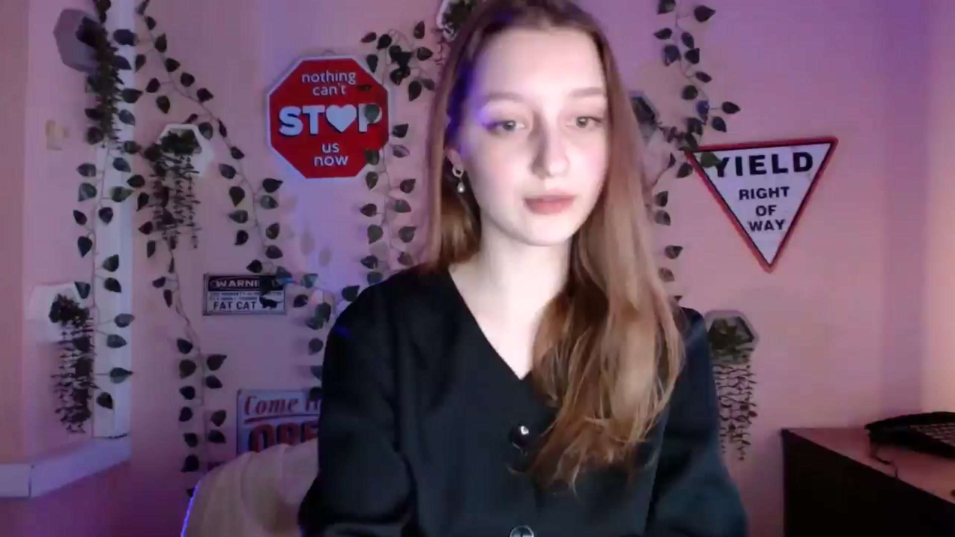 Gallery image thumbnail from Ms_Angel_'s myfreecams stream on, 01/04/2026, 18:06 image 7 of 20