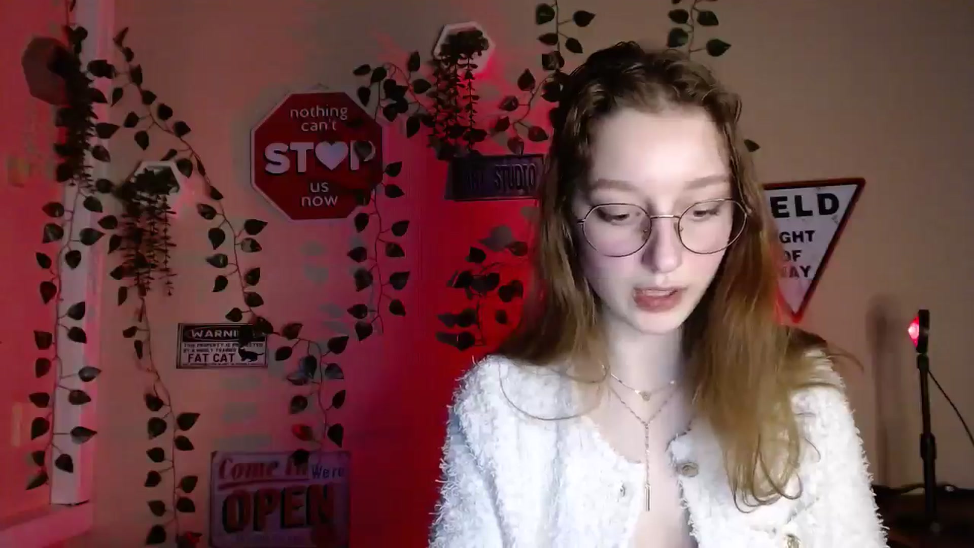 Gallery image thumbnail from Ms_Angel_'s myfreecams stream on, 01/08/2026, 18:04 image 17 of 20