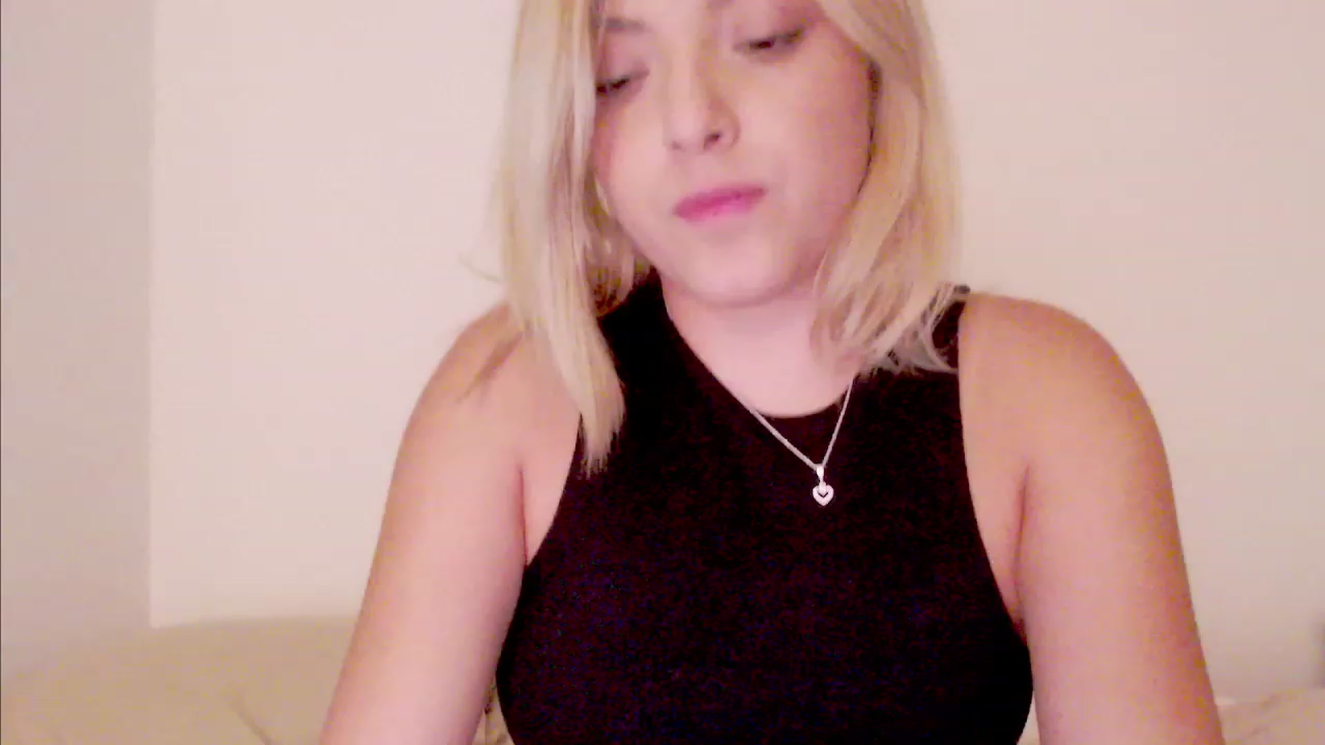 Gallery image thumbnail from Ms_Brenda's myfreecams stream on, 07/06/2023, 02:46 image 7 of 20