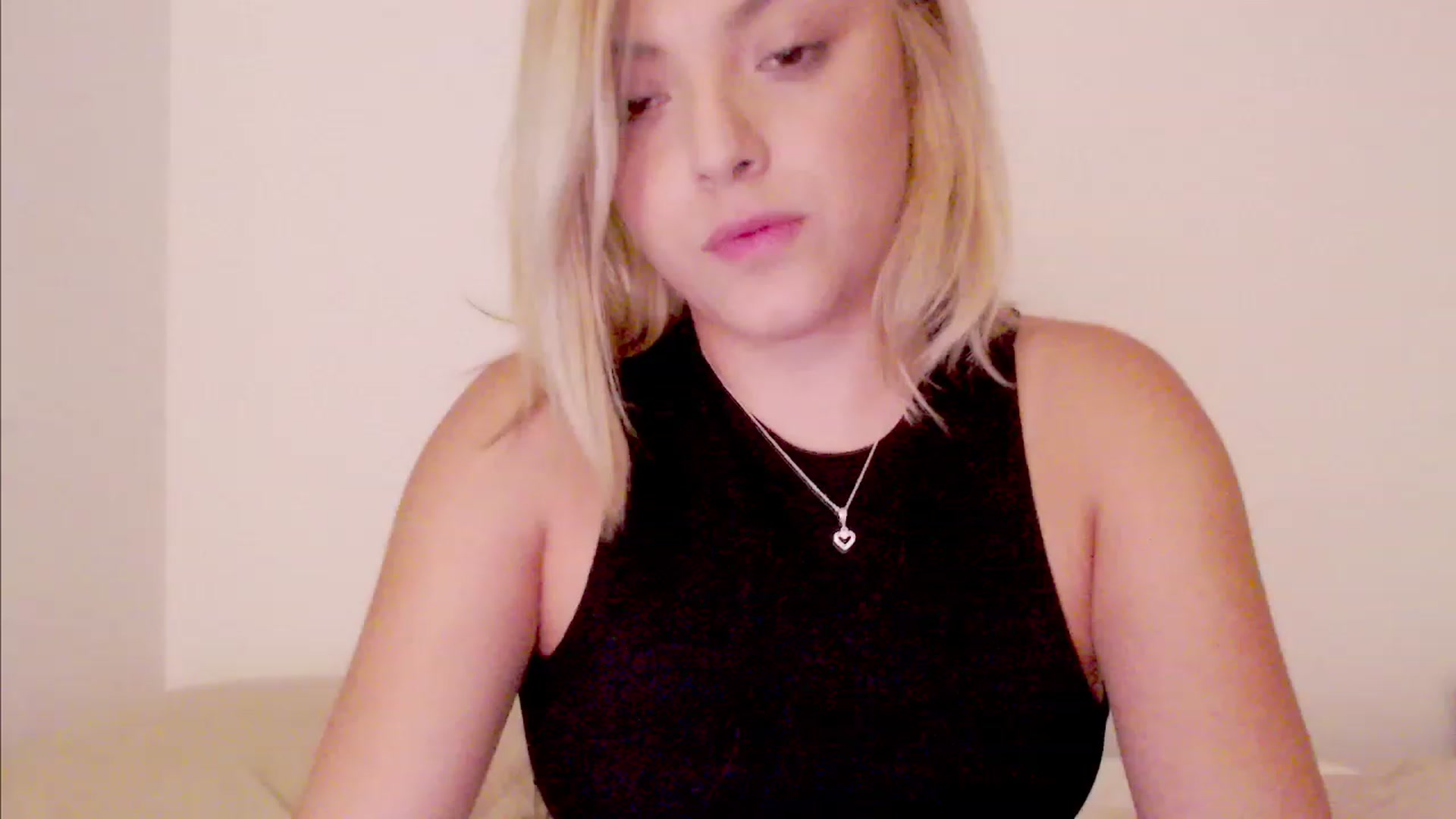 Gallery image thumbnail from Ms_Brenda's myfreecams stream on, 07/06/2023, 02:46 image 9 of 20