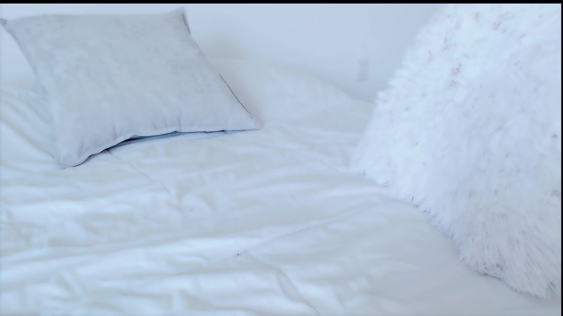 Gallery image thumbnail from Ms_Brenda's myfreecams stream on, 07/08/2023, 19:57 image 8 of 20