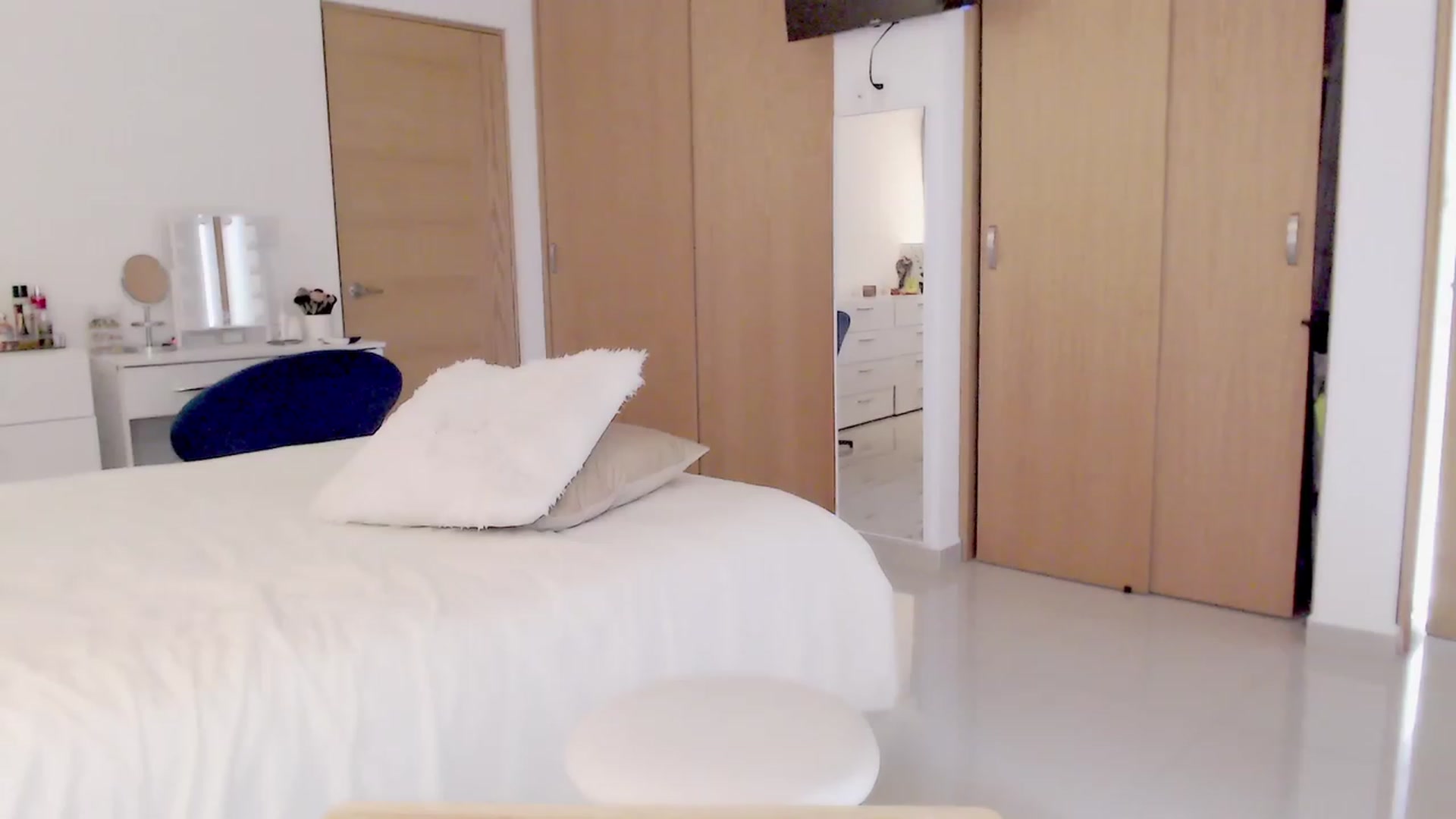 Gallery image thumbnail from Ms_Brenda's myfreecams stream on, 07/28/2023, 21:52 image 10 of 20