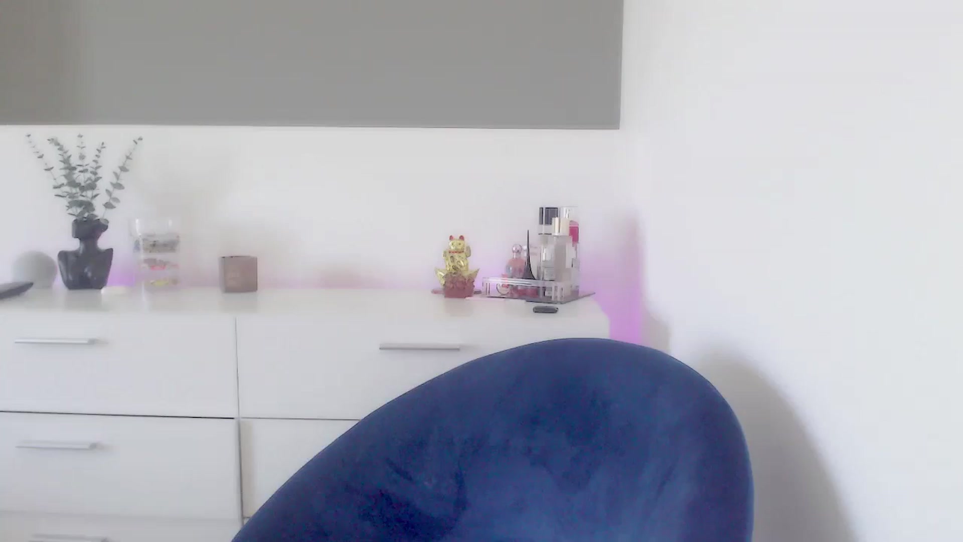 Gallery image thumbnail from Ms_Brenda's myfreecams stream on, 08/16/2023, 22:05 image 8 of 20