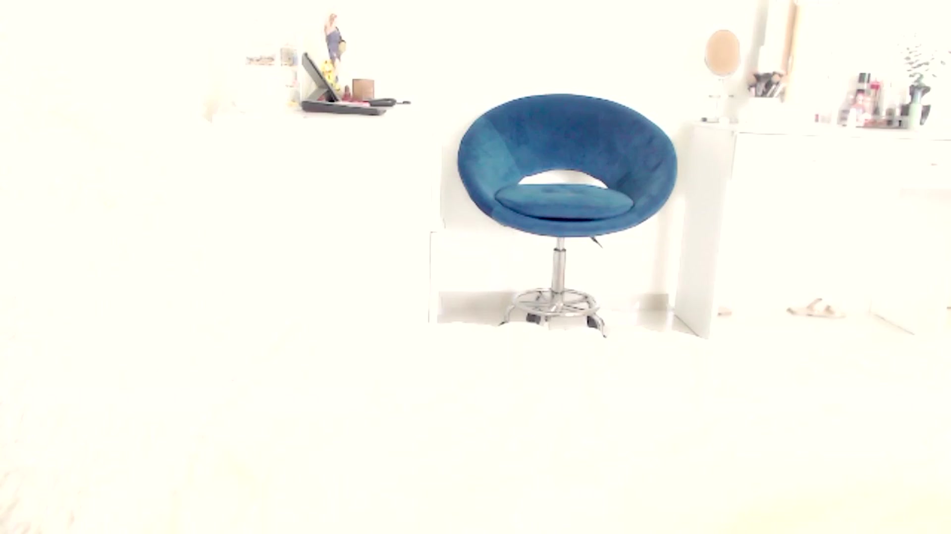 Gallery image thumbnail from Ms_Brenda's myfreecams stream on, 08/17/2023, 21:02 image 17 of 20