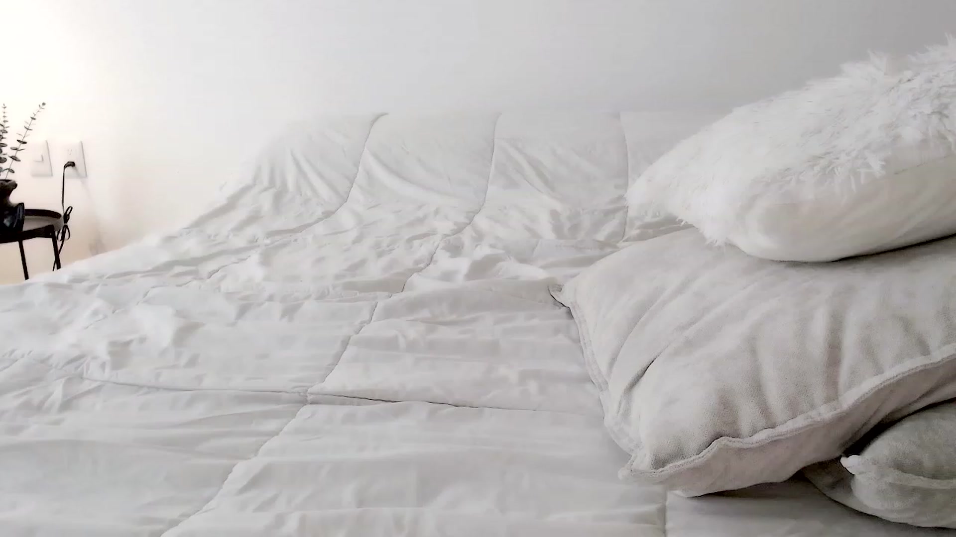 Gallery image thumbnail from Ms_Brenda's myfreecams stream on, 09/30/2023, 22:25 image 17 of 20