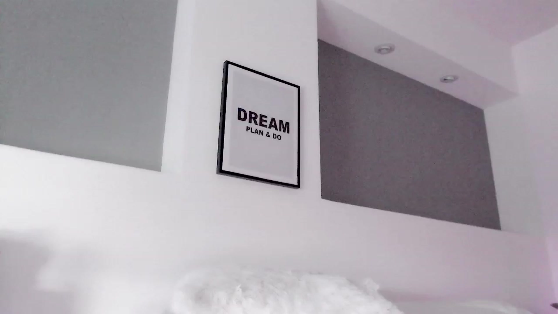 Gallery image thumbnail from Ms_Brenda's myfreecams stream on, 10/22/2023, 24:09 image 13 of 20
