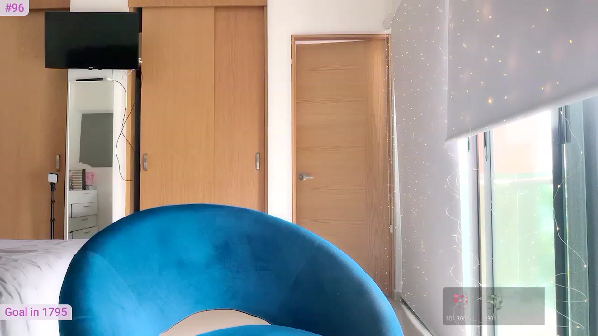 Gallery image thumbnail from Ms_Brenda's myfreecams stream on, 03/12/2024, 20:21 image 9 of 20