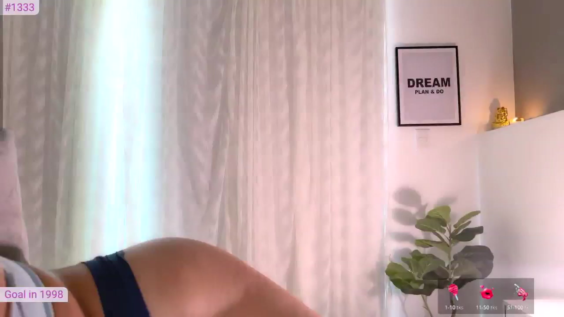 Gallery image thumbnail from Ms_Brenda's myfreecams stream on, 06/24/2024, 20:09 image 16 of 20