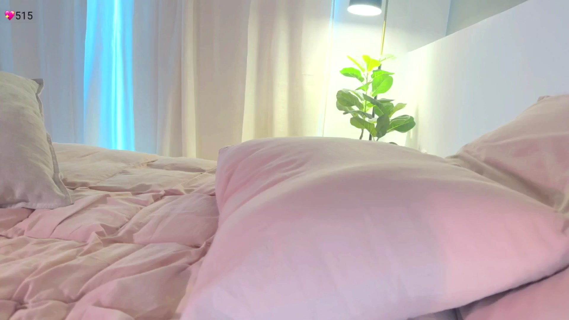 Gallery image thumbnail from Ms_Brenda's myfreecams stream on, 10/13/2024, 21:12 image 13 of 20
