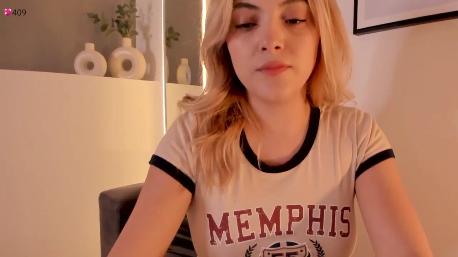 Gallery image thumbnail from Ms_Brenda's myfreecams stream on, 04/18/2025, 01:43 image 20 of 20