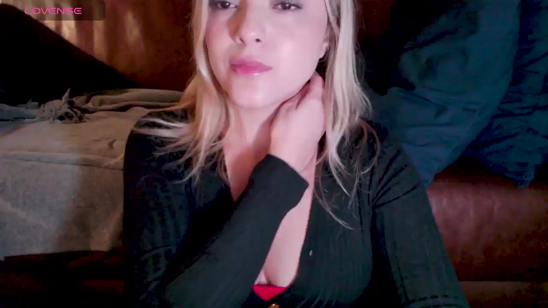 Gallery image thumbnail from Ms_Brenda's myfreecams stream on, 12/23/2025, 02:27 image 3 of 20