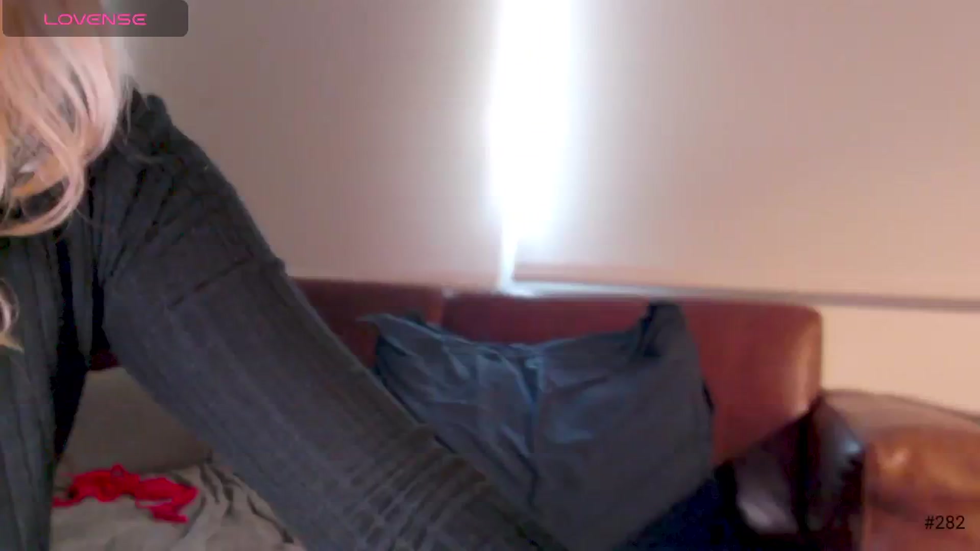 Gallery image thumbnail from Ms_Brenda's myfreecams stream on, 12/24/2025, 20:33 image 14 of 20