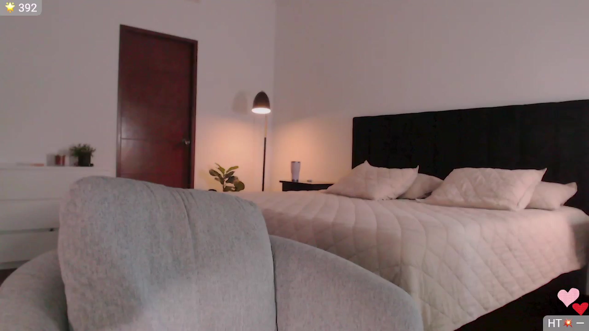 Gallery image thumbnail from Ms_Brenda's myfreecams stream on, 04/15/2026, 17:53 image 2 of 20