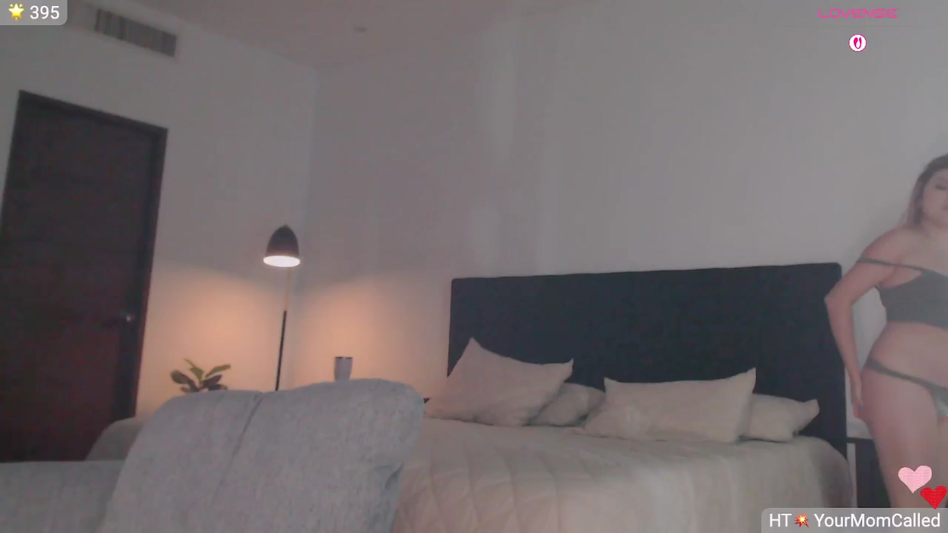 Gallery image thumbnail from Ms_Brenda's myfreecams stream on, 04/15/2026, 21:38 image 8 of 20
