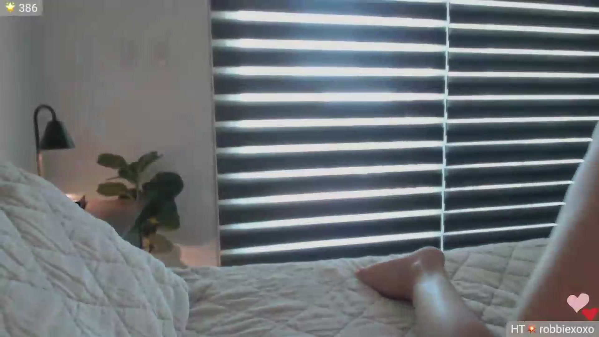 Gallery image thumbnail from Ms_Brenda's myfreecams stream on, 05/15/2026, 18:43 image 10 of 20