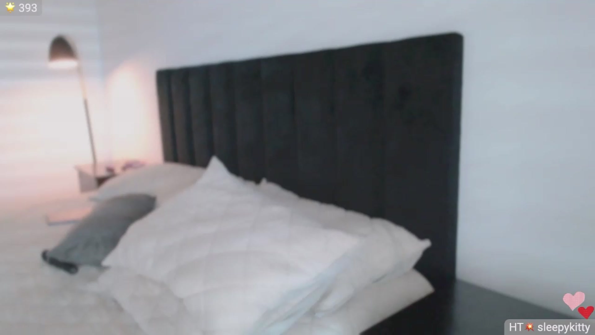 Gallery image thumbnail from Ms_Brenda's myfreecams stream on, 05/18/2026, 21:53 image 17 of 20