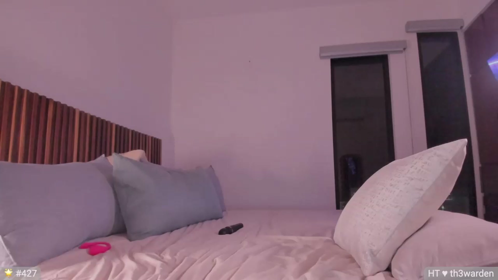 Gallery image thumbnail from Ms_Brenda's myfreecams stream on, 08/28/2026, 04:59 image 12 of 20