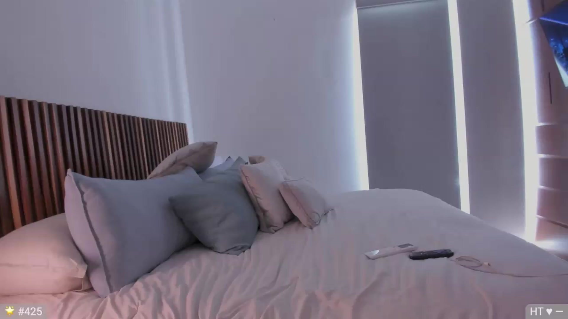 Gallery image thumbnail from Ms_Brenda's myfreecams stream on, 08/31/2026, 18:38 image 5 of 20